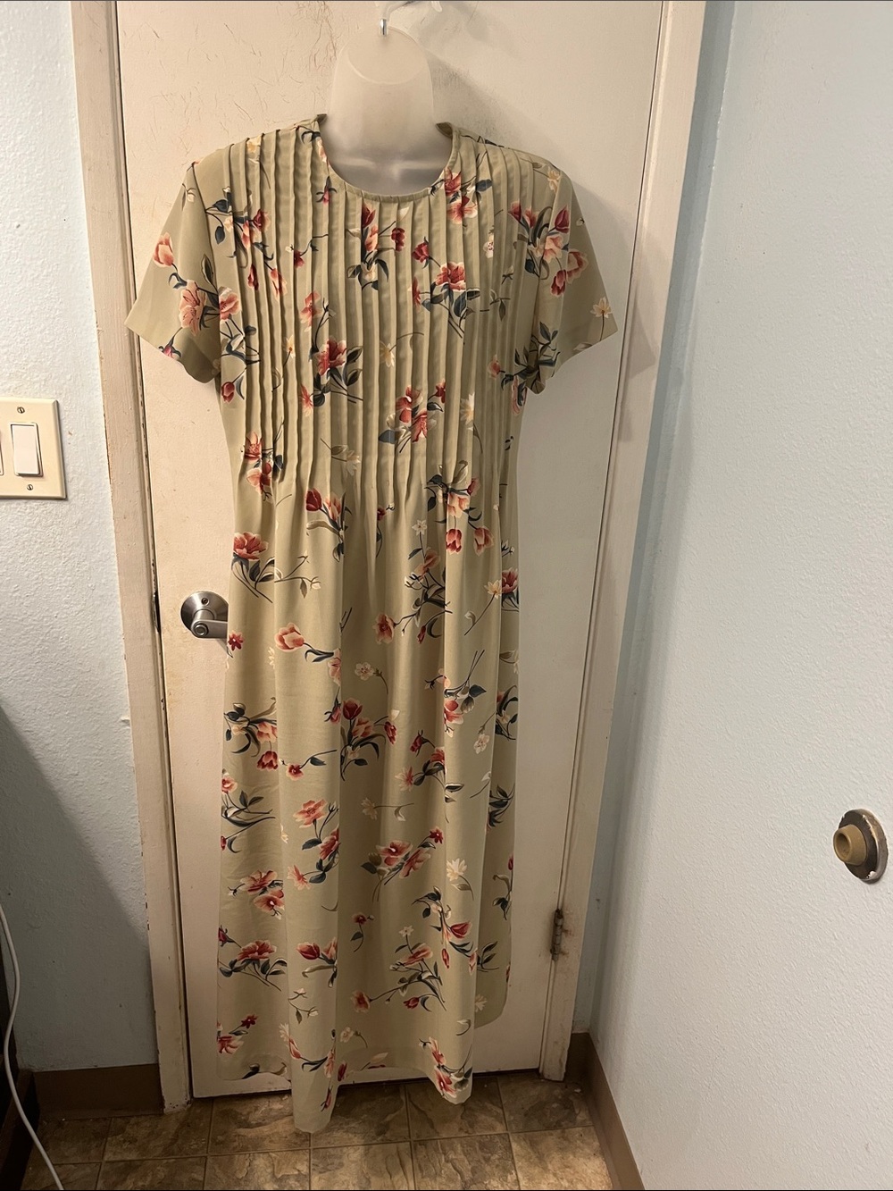 Vintage Positive Attitude Floral Short Sleeve Dress